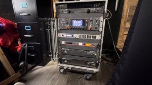 Behringer Europower EP2000 Power Amplifier