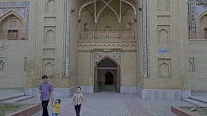 Путь в Андижан, через таможенный пост Дустлик. Начало Ферганской долины. Узбекистан