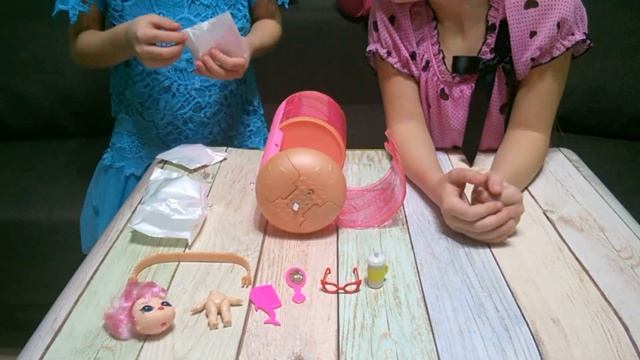 Многодетные денечки. Снежке купили "копию" куклы Лол. смотреть онлайн