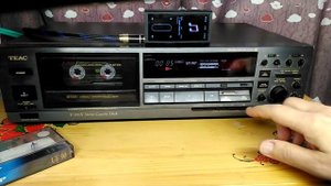 Топовая кассетная дека TEAC  V-970X