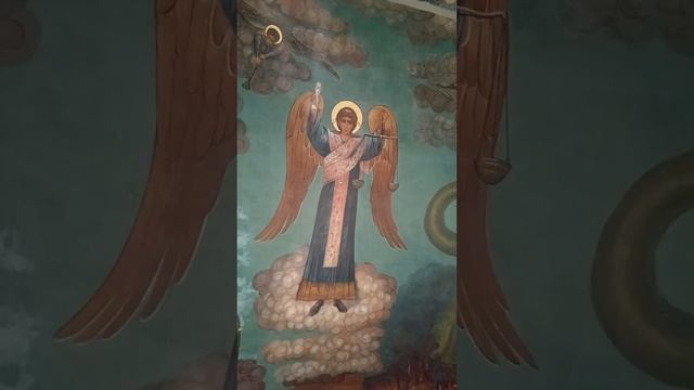 Церковь Воскресения Христова на Дебре, Кострома, фрески при входе. Но лучше сходить увидеть целиком.