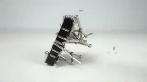 Магнитные удары в замедлении - магнитных играх