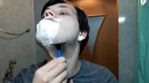 Бюджетное бритье. Крем "Мыльный", Lord, лезвия Спутник, помазок Gillette, крем после бритья Svoboda