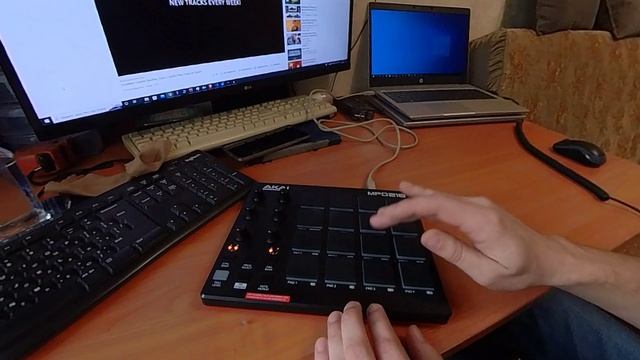 Country // Soulful Slow Track - MPC cover | AKAI MPD218 смотреть онлайн