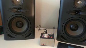 Douk Audio - Tone mini amp 2X50W (Unboxing & Sound Test)