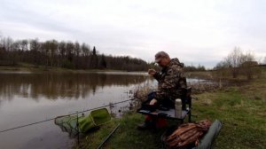 Весна. 21 апреля 2024 г. Рыбалка на фидер. Улов: плотва, уклейка.