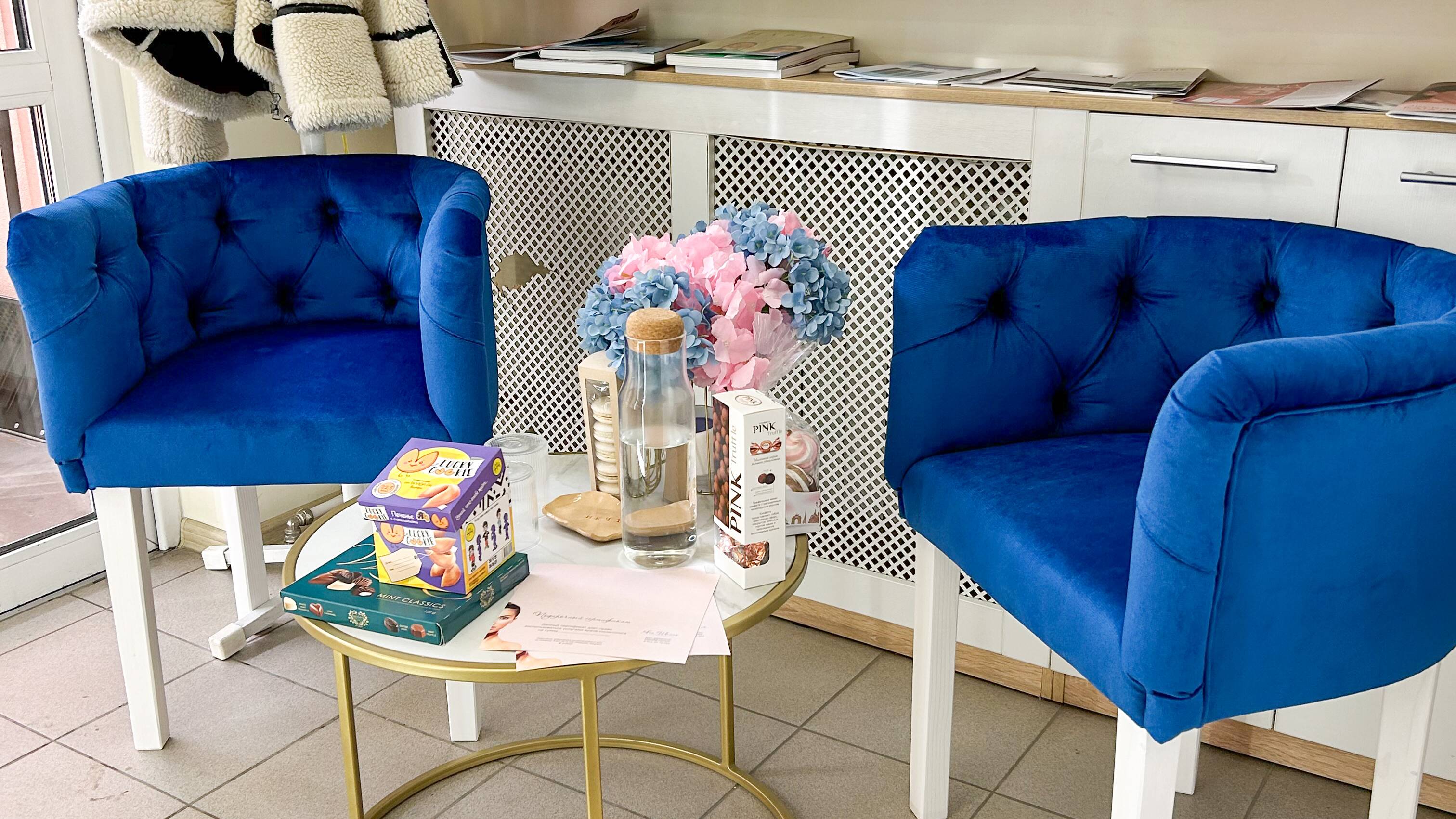 Стул в каретной стяжке в процессе работы
КАПИТОНЕ / каркас стула своими руками смотреть онлайн