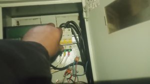 Проверка остановки дешевого бензинового генератора 7кВт с автозапуском