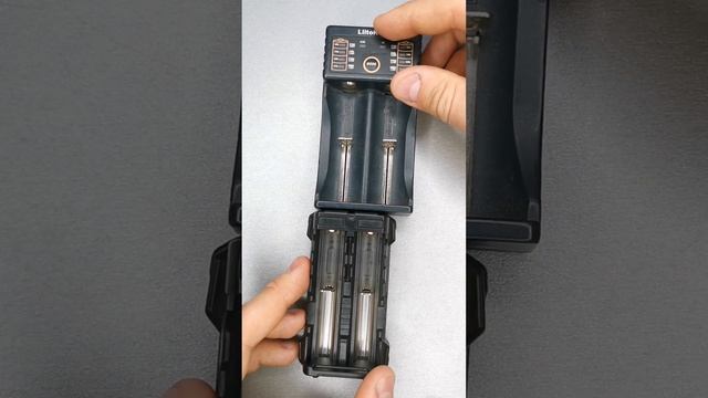 Лучшая зарядка-павербанк для аккумуляторов ARMYTEK HANDY C2 PRO