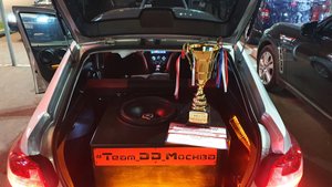 Lada Гранта Лифтбек ᖙᖚ БОРОДА ᖙᖚ на компонентах DD Audio и Sound Qubed