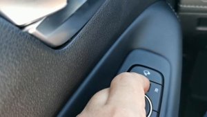 Полезная функция при езде задним ходом на HYUNDAI SANTA FE 2021