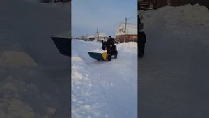 1000061947.mp4снег