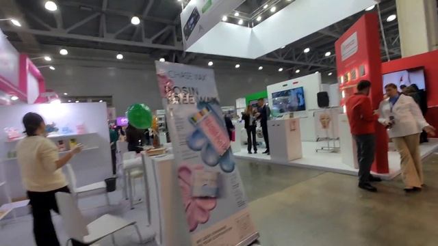 Молчаливое брожение по выставке косметики и парфюмерии INTERCHARM 2023 #электропарфюмер