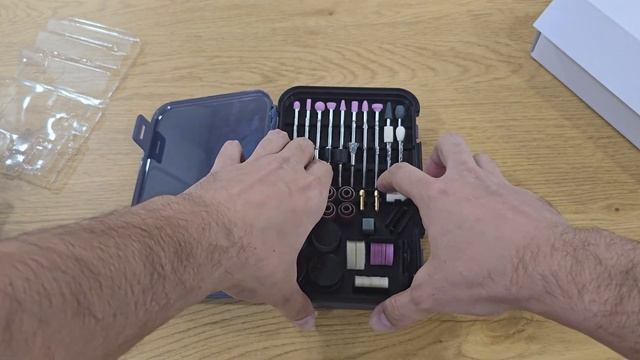 Greenworks G24RT и набор насадок 3503507 – обзор гравера и оснастки: универсальность и удобство смотреть онлайн