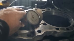 Ремонт двигателя Детройт 12.7 500л.с ОРИГИНАЛЬНЫМИ Запчастями. Спор про высоту Гильз. для Клиента.