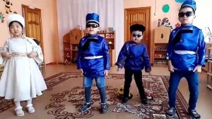 На Байкале тает лёд