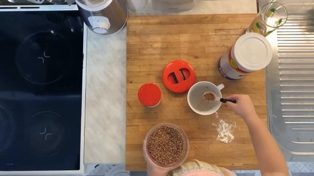 Эксперимент -Делаем лизуна в домашних условиях смотреть онлайн