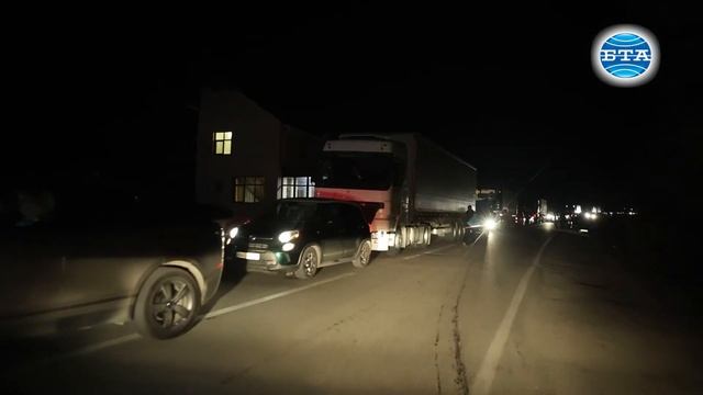 Колона от камиони и автомобили чака от украинска страна пред ГКПП Рени-Джурджулещ