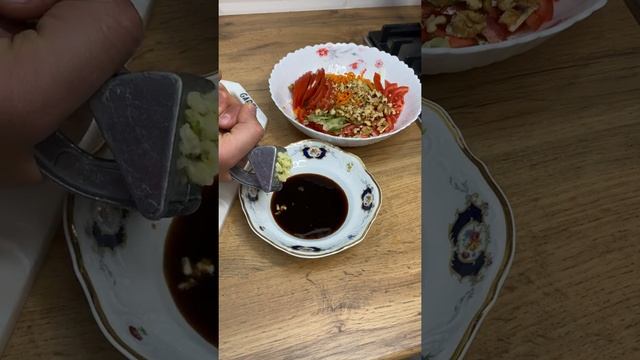 БОМБИЧЕСКИЙ ПП САЛАТ, ДЛЯ ПОХУДЕНИЯ смотреть онлайн