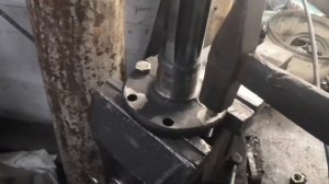 Бортовые Т 40. Ремонт тормозного барабана. Болты вместо заклепок.