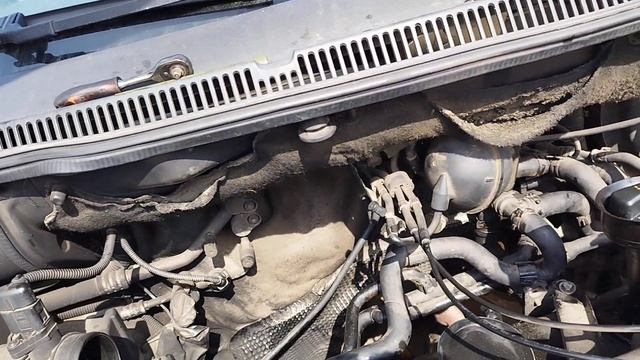 Фольцваген Т5 2.5 tdi. Выпускной коллектор трещины. смотреть онлайн