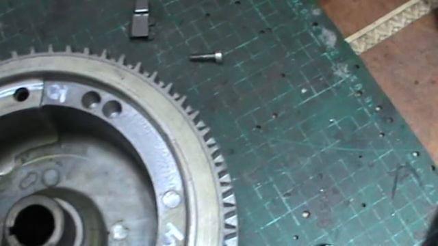 Johnson Evinrude 5-15 сил .Установка электронного зажигания на контактное основание. смотреть онлайн