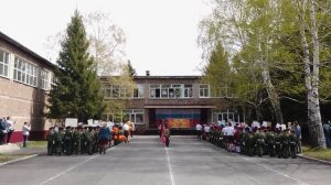 Бессмертный полк: дети кадетской школы отмечают 9 мая