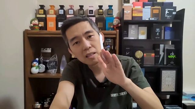 Versace Blue Jeans - ini baru parfum biru..classic tp modern.. смотреть онлайн