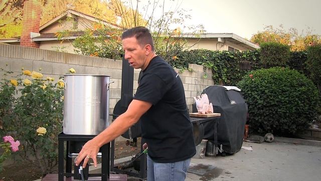 How to Deep Fry a Turkey смотреть онлайн