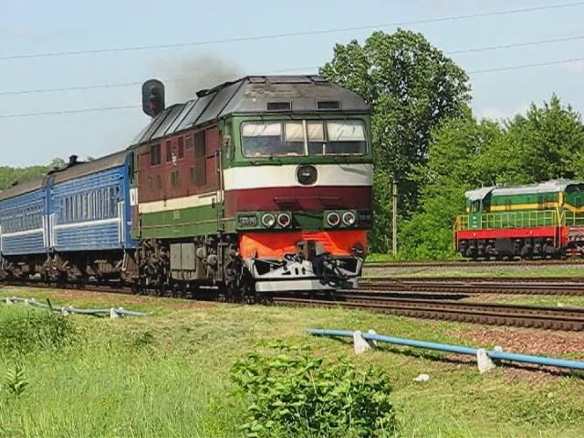 ТЭП70-0465 (БЧ, ТЧ-15 Орша) с поездом №84 СПб - Гомель (БЧ)