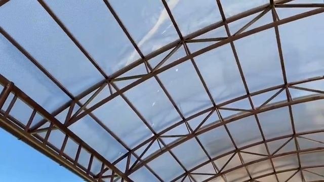 Навес из поликарбоната