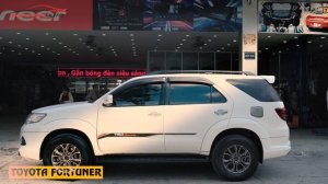 Toyota Fortuner 2015 lên đồ chơi nhẹ nhàng nhưng không kém phần hấp dẫn