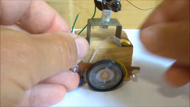 Heat and fire alarm without any sensor using one neon light bulb. смотреть онлайн