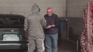 Дядя моет машины РАДИ ДОЧЕРИ! БЕЗЛИКИЙ ПОМОГ!