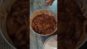 Мясные чипсы из курицы, в сушилке.