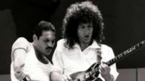 Freddie with Queen members(Let me live)