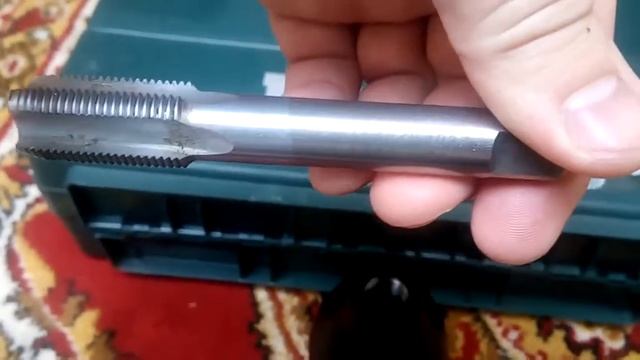 Не могу накрутить колбу на "Zетку" от Крюгера. смотреть онлайн