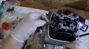 How to Adjust Honda CB125E Valve Clearances