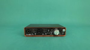 Внешняя звуковая карта focusrite scarlett 2i4