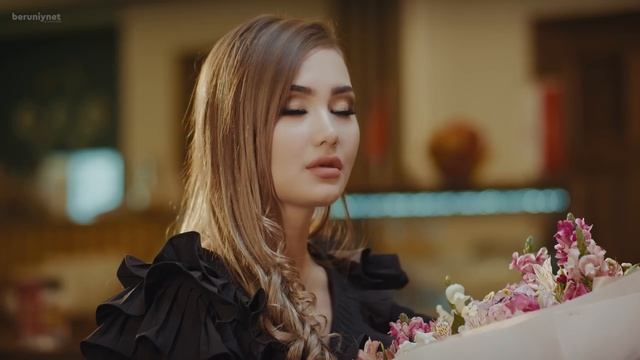 Sevinch Ismoilova -Oy momani bo_lasi (Official kanal)