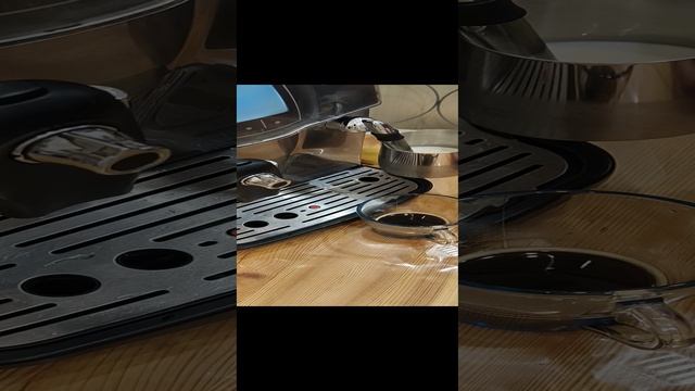 Кофемашина SAECO Incanto Sirius, демонстрация работоспособности. смотреть онлайн