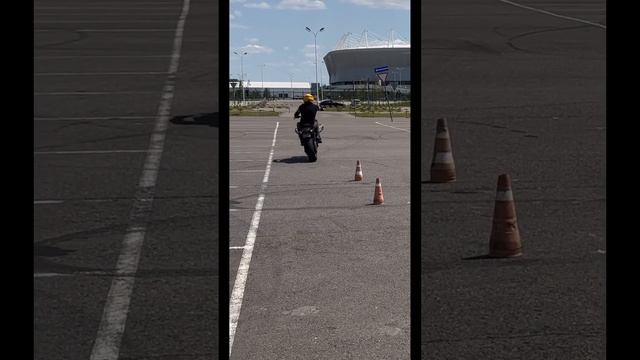 Another fail in the gymkhana Suzuki GSX-R750