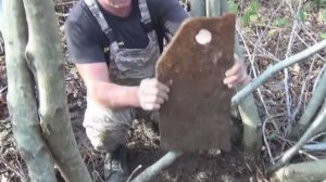 Выбили старое место. Странно, что металл не уволокли)
