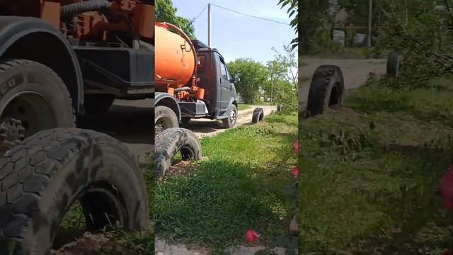 Среди навоза одна роза. Будни ассенизатора