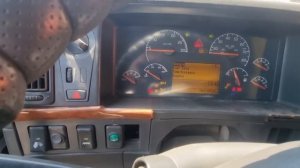 Движения с Вольво VNL продолжаются . (Вольво синий лебедь 2)