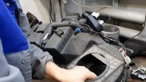 Jeep Grand Cherokee WJ потек радиатор отопителя