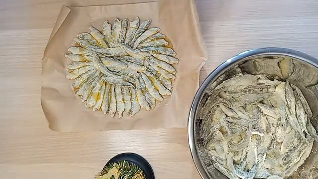 Жарю рыбу в бумаге, Ем целиком с костями! Корюшка (хамса) по-турецки
