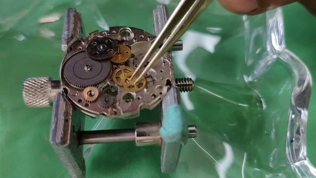 how to repair a HMT watch?Assembly and disassembly of HMT cal.8205#watches#miyota#hmt смотреть онлайн