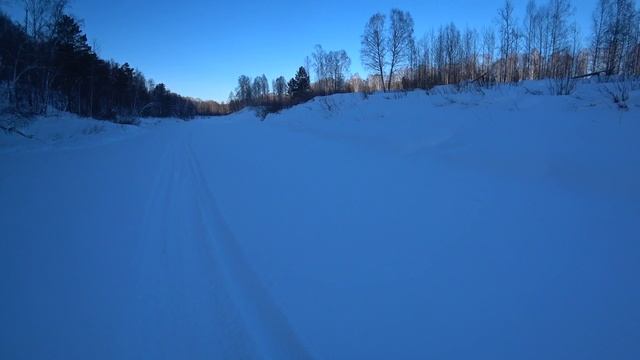 На снегоходе, река Бердь смотреть онлайн