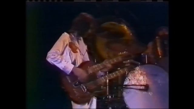 Led Zeppelin - The Song Remains The Same - Seattle 07-17-1977 Part 1 смотреть онлайн